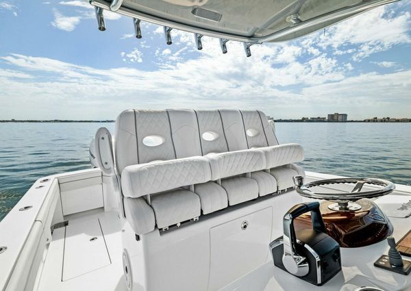 Valhalla Boatworks V-33 Center Console image