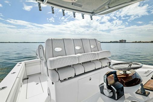 Valhalla Boatworks V-33 Center Console image