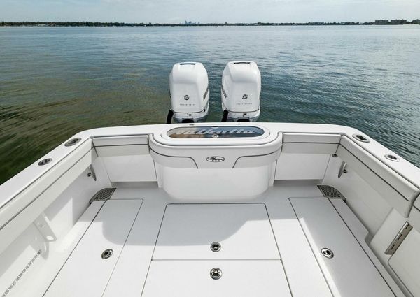 Valhalla Boatworks V-33 Center Console image