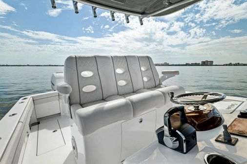 Valhalla Boatworks V-33 Center Console image