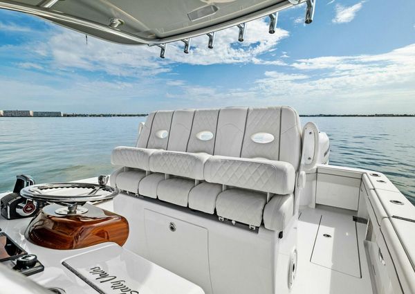 Valhalla Boatworks V-33 Center Console image