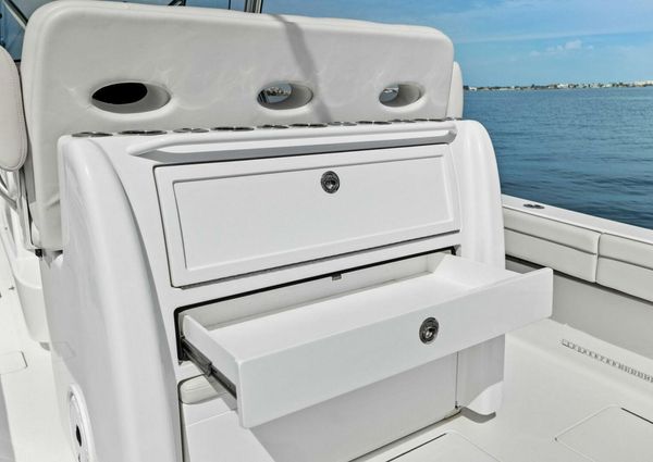 Valhalla Boatworks V-33 Center Console image