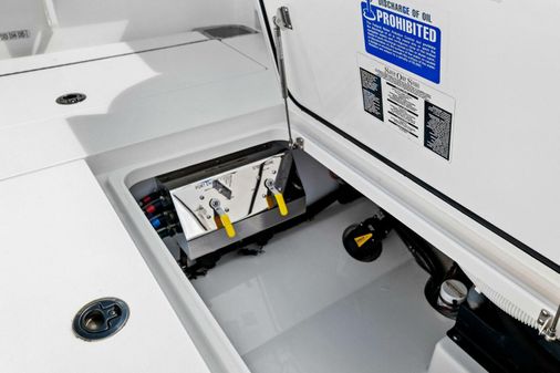 Valhalla Boatworks V-33 Center Console image