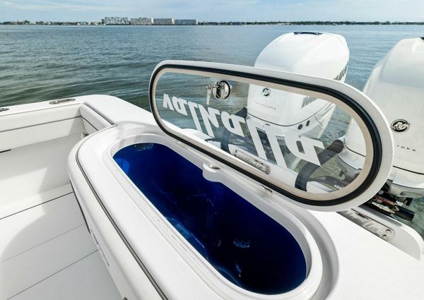 Valhalla Boatworks V-33 Center Console image