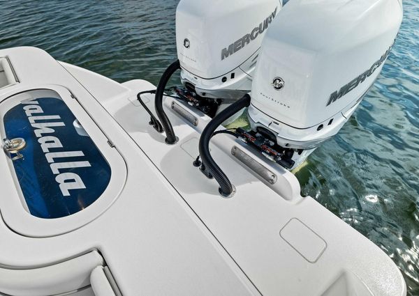 Valhalla Boatworks V-33 Center Console image