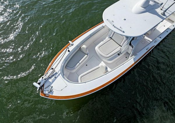 Valhalla Boatworks V-33 Center Console image