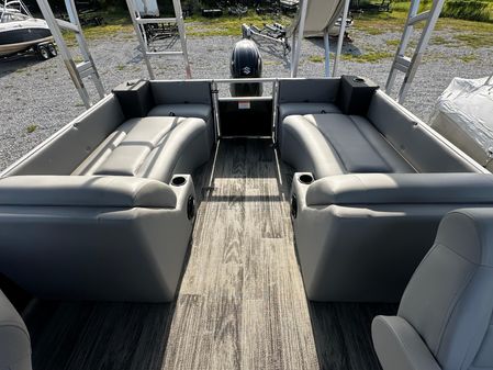 Landau ISLAND-BREEZE-252-CRUISE-SPORT-REAR-LOUNGE-SUNDECK image