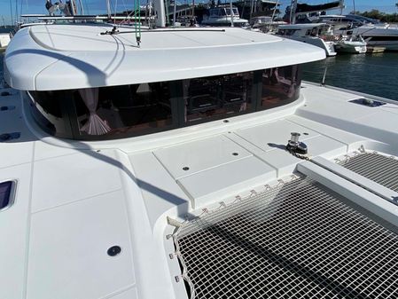 Lagoon 42 image