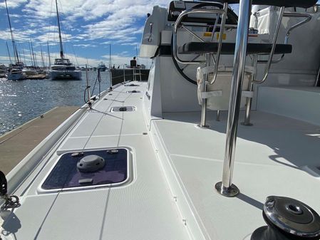 Lagoon 42 image
