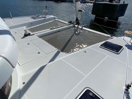 Lagoon 42 image