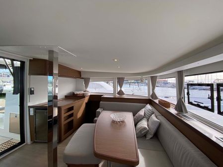 Lagoon 42 image