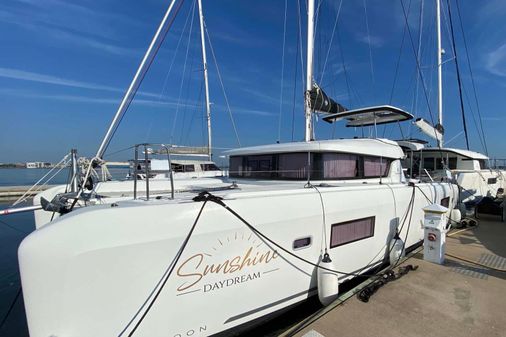 Lagoon 42 image