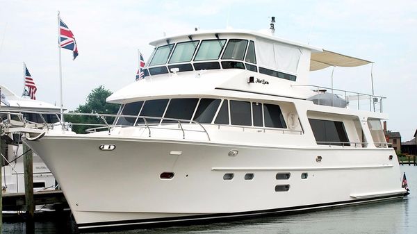 Hampton Motor yacht 