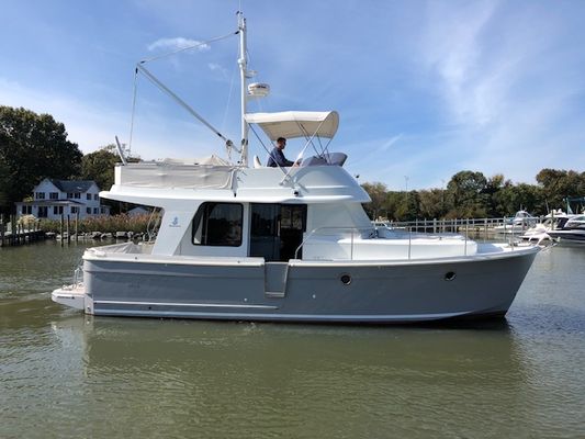 Beneteau Swift Trawler 34 - main image