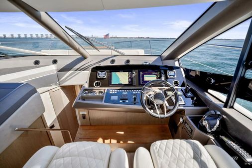 Sunseeker Manhattan 52 image