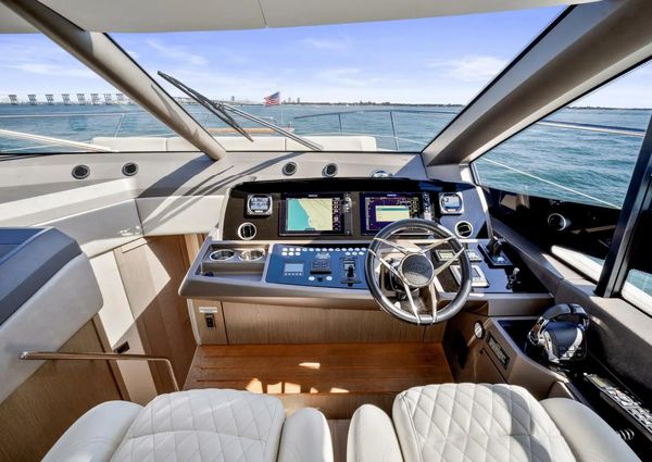 Sunseeker Manhattan 52 image