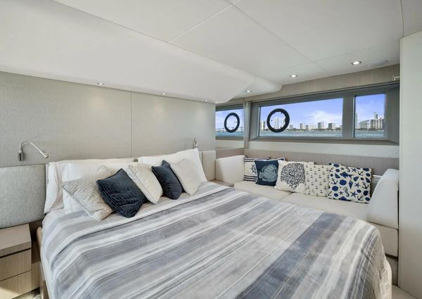 Sunseeker Manhattan 52 image