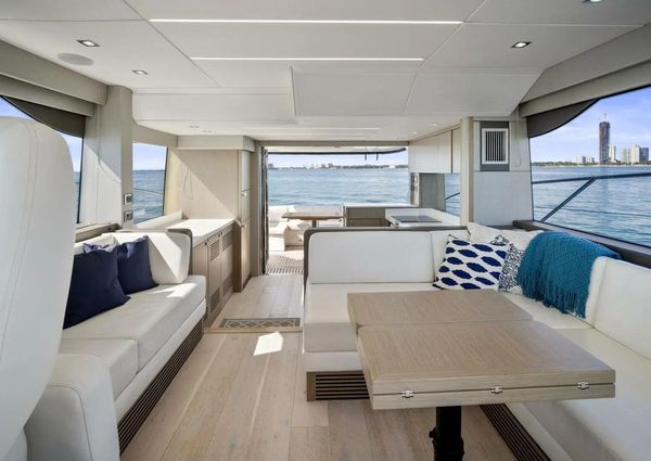 Sunseeker Manhattan 52 image