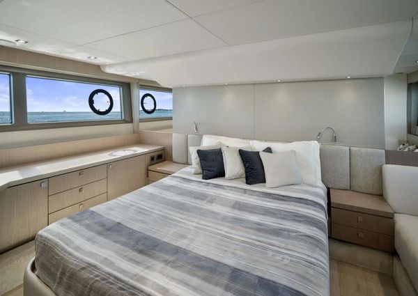 Sunseeker Manhattan 52 image