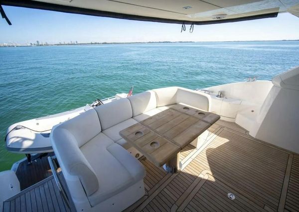 Sunseeker Manhattan 52 image