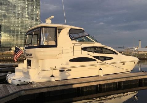 Cruisers Yachts 415 Express Motoryacht image