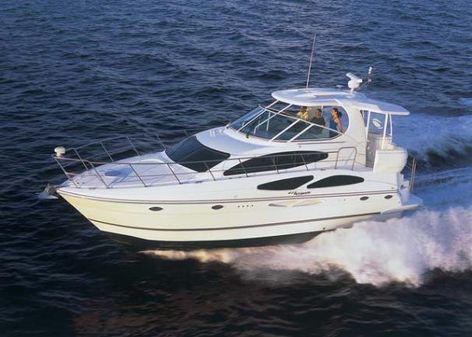 Cruisers Yachts 415 Express Motoryacht image