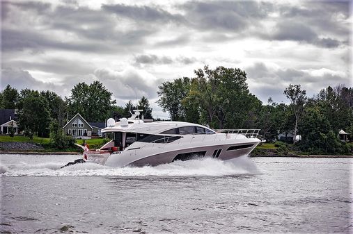 Sea Ray L650 image