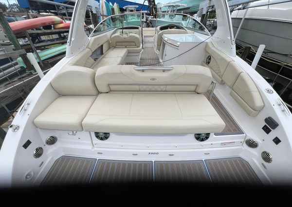 Regal 3300 Bowrider image