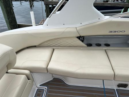 Regal 3300 Bowrider image