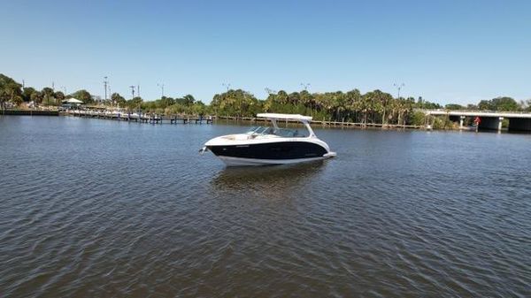 Regal 3300 Bowrider 