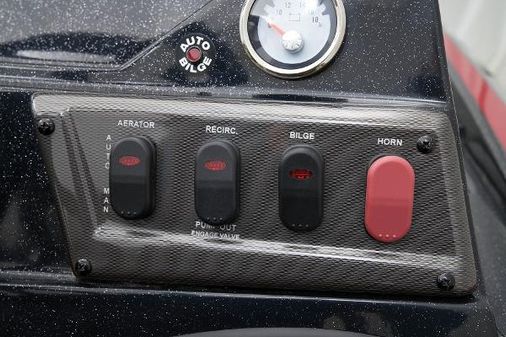 Nitro Z18 image