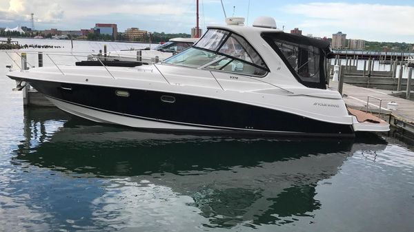 Four Winns 378 Vista 