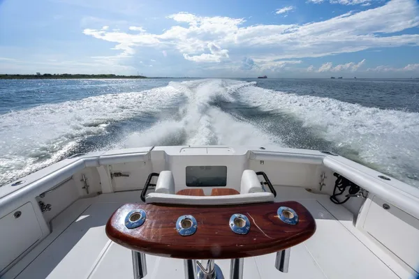 Cabo 40 Hardtop Express image