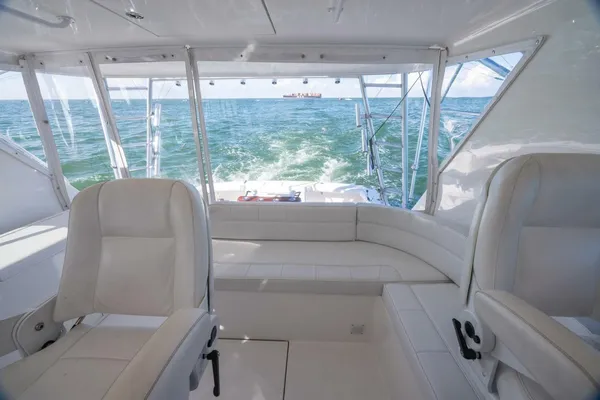 Cabo 40 Hardtop Express image