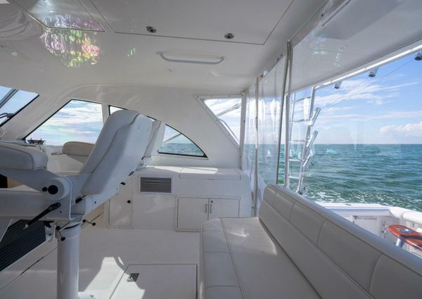 Cabo 40 Hardtop Express image