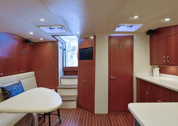 Cabo 40 Hardtop Express image