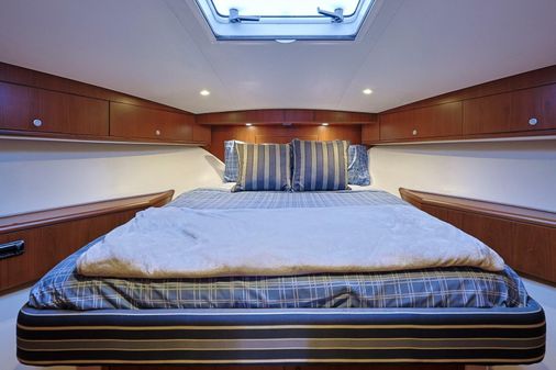 Cabo 40 Hardtop Express image