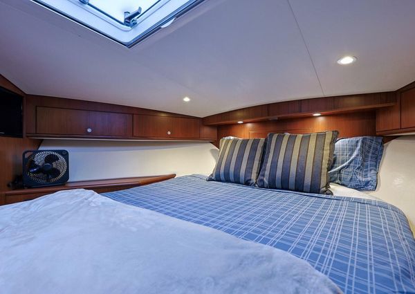 Cabo 40 Hardtop Express image