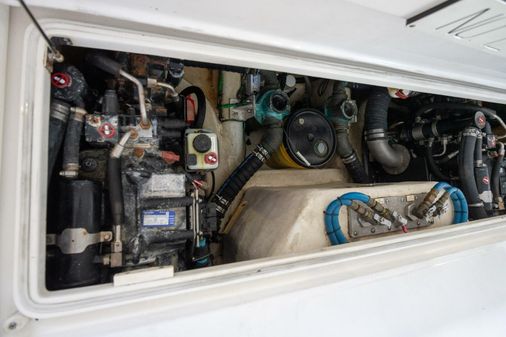 Cabo 40 Hardtop Express image