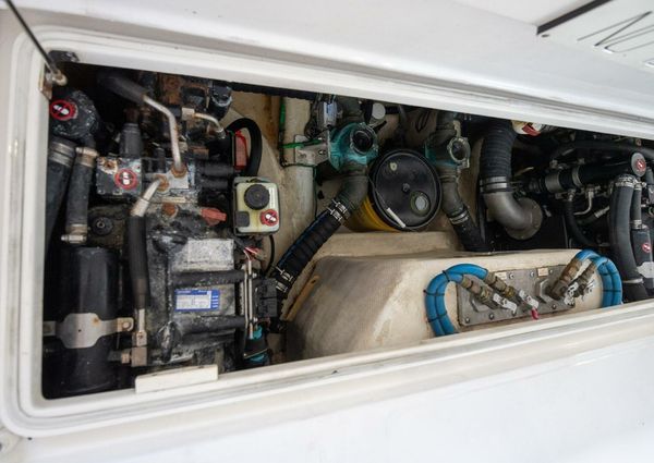 Cabo 40 Hardtop Express image