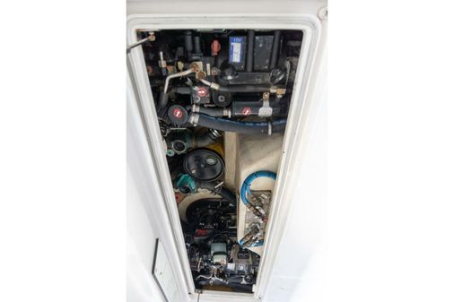 Cabo 40 Hardtop Express image