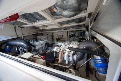 Cabo 40 Hardtop Express image