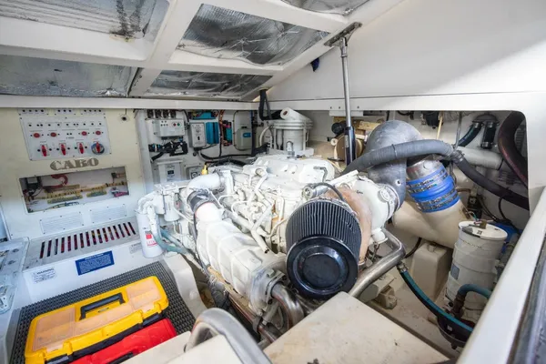 Cabo 40 Hardtop Express image