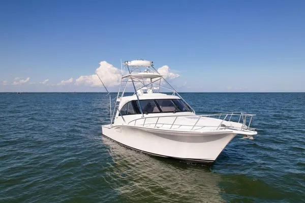 Cabo 40 Hardtop Express image