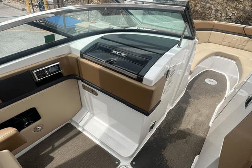 Sea Ray 250 SLX image