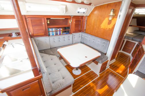 Catalina sloop image