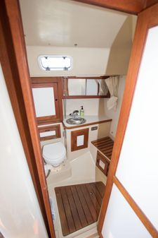 Catalina sloop image