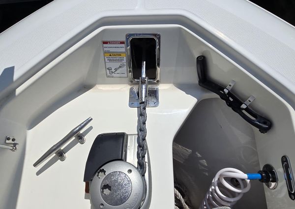 Boston Whaler 330 Outrage image