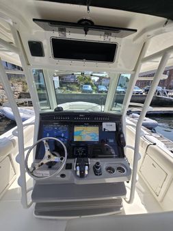 Boston Whaler 330 Outrage image