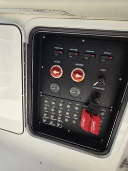 Boston Whaler 330 Outrage image